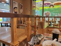 大堂-蓉李记成都名小吃(武汉菱角湖万达店)