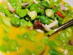 咸肉菌菇烩豆瓣-梅花境(万科店)