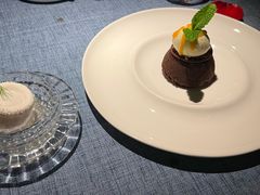 -弦月窗LUNETTE BY AMANDA(复兴路店)