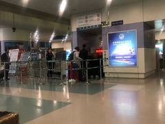 -龙阳路磁悬浮列车总站-停车场