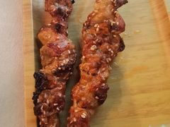 -乡村馕坑肉·烧烤·新疆菜·本地人更爱吃(阿勒泰首店)
