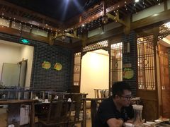 大堂-百年川椒重庆老火锅(光谷店)