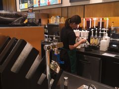 -星巴克臻选(惠州华贸天地1楼店)