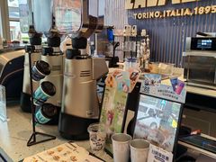 -LAVAZZA拉瓦萨咖啡(中航城君尚购物中心店)