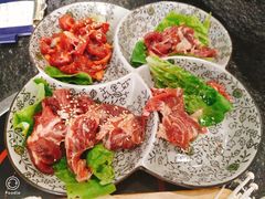 秘制坛子牛-芝士牛炭火烤肉