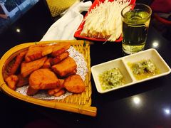 炸窝头-芦月轩羊蝎子(北蜂窝店)