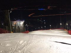 景点-丝绸之路山地度假区滑雪场