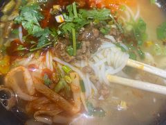 -新哥小串·臭米线(风尚米兰店)