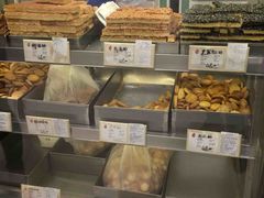 面包甜点陈列柜-上海哈尔滨食品厂(淮海中路店)