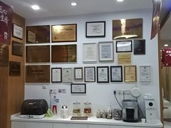 -雅悦齿科(顾村公园店)
