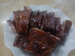 -黄记四更烤乳猪店