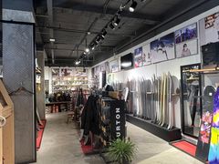 -4+2肆加贰雪具库(上庄店)