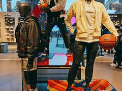 -NIKE品牌体验店(金源新燕莎店)