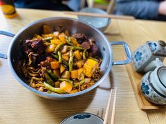 -内蒙焖面大盆骨餐馆(山大路店)