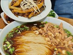 -裕兴记•蟹黄面馆(人民广场店)