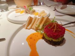 牛肉塔塔配牛油果黑橄榄酱-Solo(衡山路店)