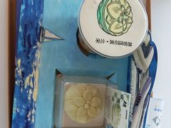 -抱抱地球咖啡馆(国家海洋博物馆店)