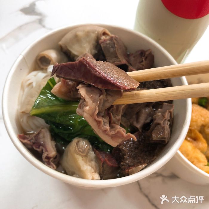 化州颜勇牛腩(深圳总店)牛杂图片