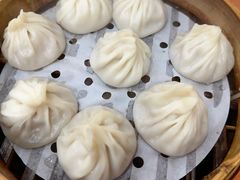-莱莱小笼·乔艾