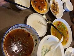 -湖泉水云间餐厅·弥勒地道菜(B座店)