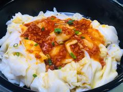 肉酱捞竹篙粉-石岐乳鸽村(南海第三分店)