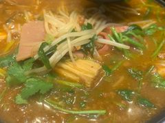 -肥汁米蘭香港米线(长宁来福士店)