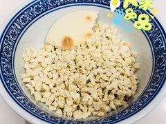 掰好的馍-崇德楼水盆牛羊肉泡馍馆(文艺路店)