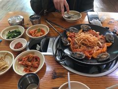 -城山辣炒黑猪肉