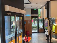-麦当劳(浦江镇绿地乐和城店)