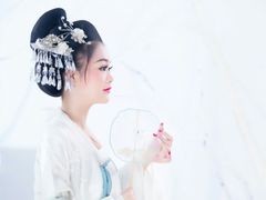 -九月鹰飞汉服摄影工作室