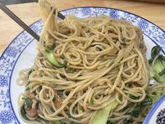 -邱芳粉店(迎宾大道旗舰店)