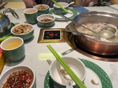 -润园四季椰子鸡火锅(卓越INTOWN店)