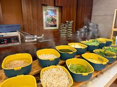 -元一希尔顿酒店·鲜切牛肉火锅禅自助餐厅