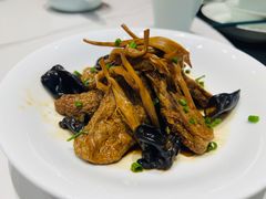 黄花菜烧素鸡-虎哥私房菜(馒头山店)