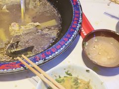 -何师傅美蛙鱼头(汉街店)