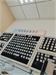 -AI艾耳·专业手工耳洞·穿孔美学馆