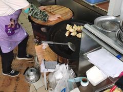 -黄阿姨锅贴大王(万航渡路店)