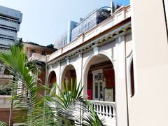 -香港大学