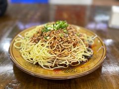 -一品红烧鸭特色川菜(三岔湖店)