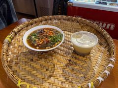 重庆酸辣粉-爆炸头阿姨小四川正宗川味小吃(无任何分店)