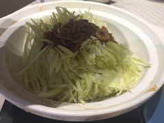 -品悦酒店(三林古镇店)