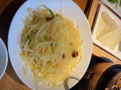 -娜仁图雅蒙古美食村(33小镇店)