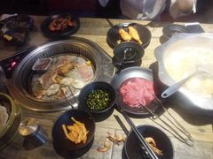 -烤圣自助美食音乐餐厅