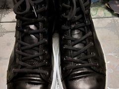 -京伟修鞋洗鞋奢侈品皮具护理店