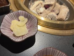 -铭牛烧肉·和牛海鲜自助(高新月牙湖店)