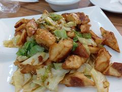 包菜炒馕丁-西北朗益和穆斯林餐厅