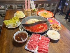 -萍姐火锅·公路夜市(武汉首店)
