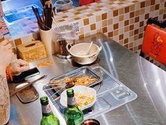 -马路牙子烧烤音乐酒馆(望京店)