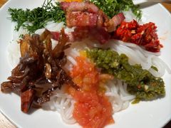 -菌自由丨野生菌火锅特色庭院餐厅(丽江古城店)