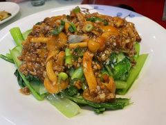 -老码头黑皮肘子锅包肉熏酱水饺(文政街店)